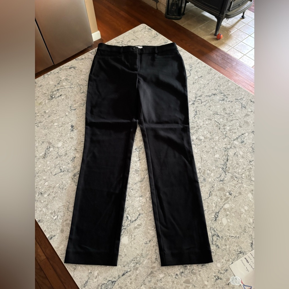 Loft, dress pant, size 6 NWT